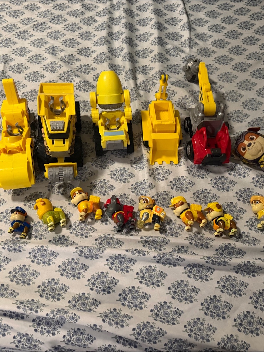 Paw Patrol Yellow and Red Construction Vehicles with Character Figures